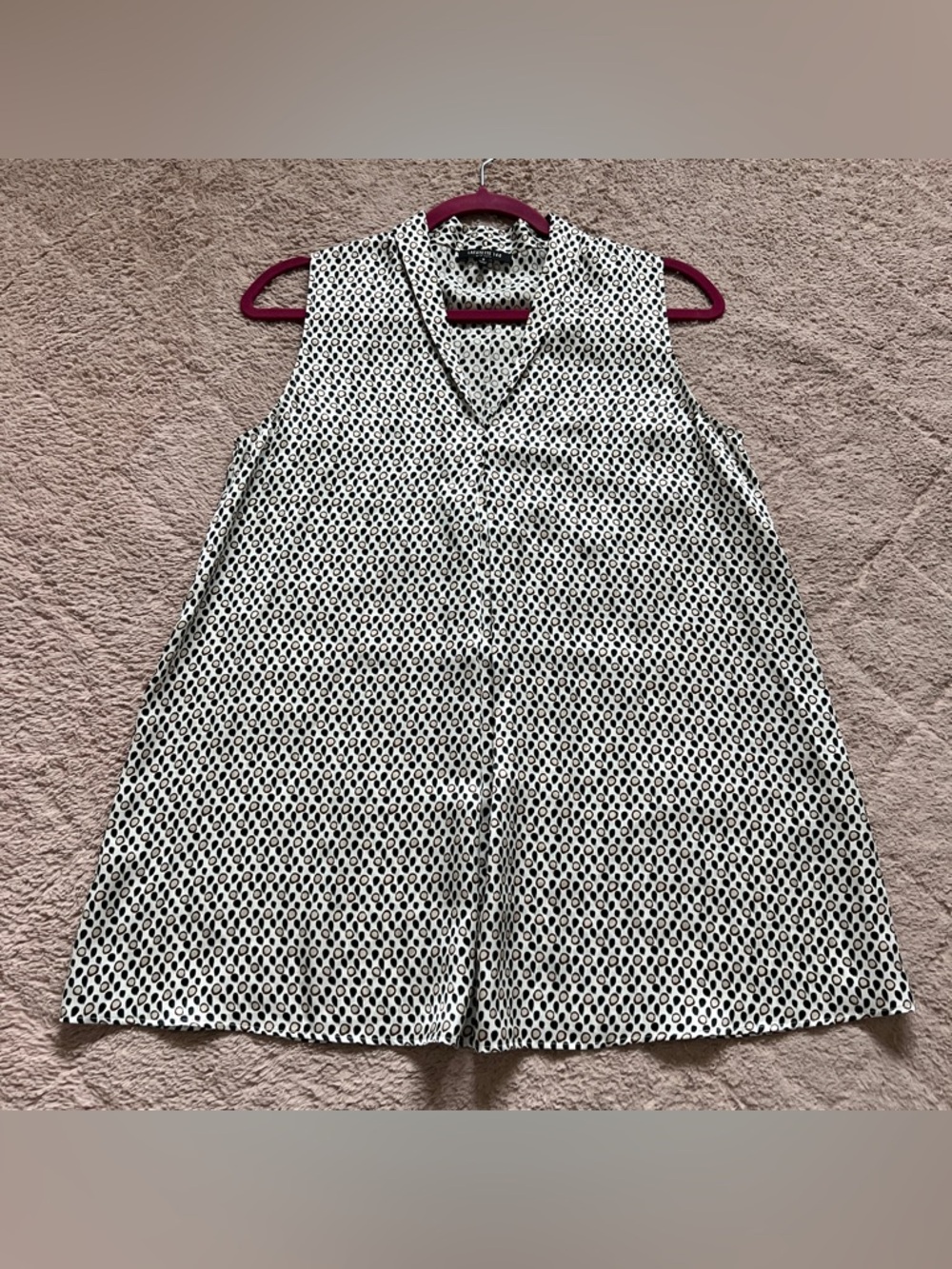 Lafayette 148 V-Neck Polka Dot Silk Blouse Preppy Old Money Quiet Luxury Size S